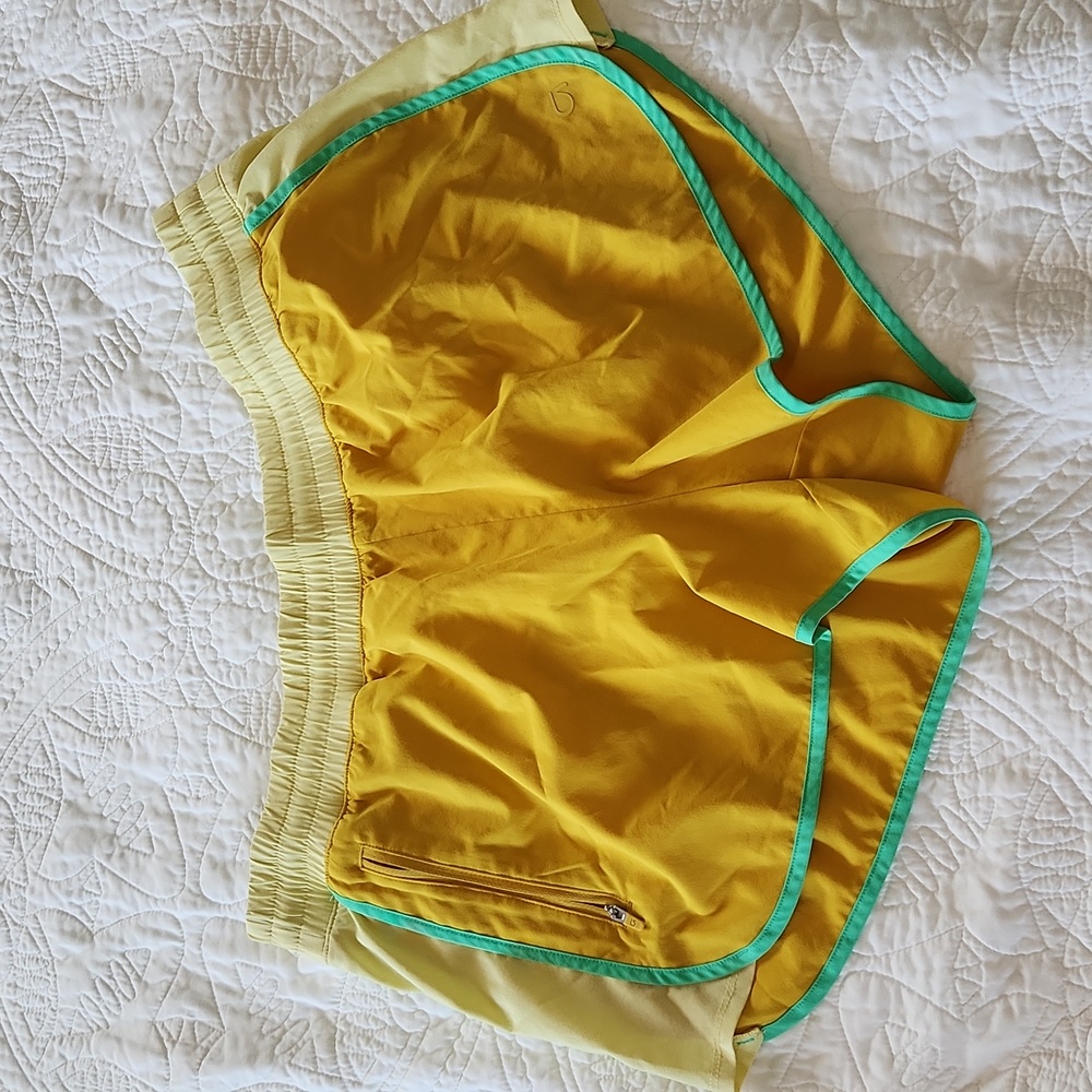 Gap fit running shorts